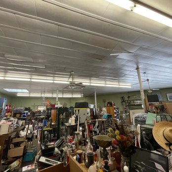 Beacon Hill Antique Warehouse - Store view when you first walk in. - Thrift Stores Near Me - San Antonio, Texas Beacon Hill Antique Warehouse - Store view when you first walk in. - Thrift Stores Near Me - San Antonio, Texas