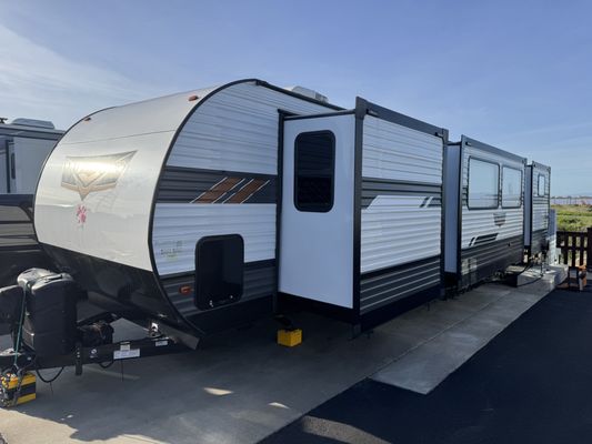 Camper Repair Shop Eastvale, CA