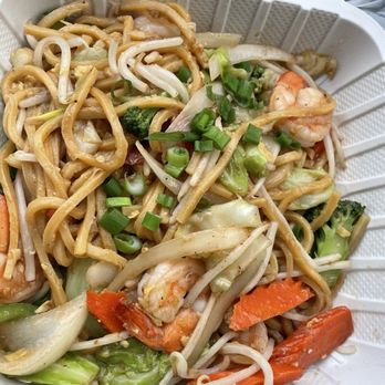 Changs Thai Cuisine - Supposed to be chow mein - Thai Near Me - Sacramento, California