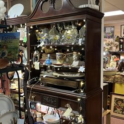 Main Street Classics - Multiple vendors at Main Street Classics