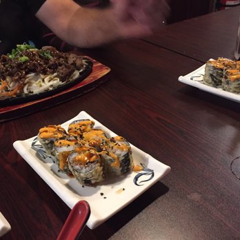 Eden Bento Café - a plate of sushi and a plate of broccoli - Japanese Near Me - Kamloops, British Columbia Eden Bento Café - a plate of sushi and a plate of broccoli - Japanese Near Me - Kamloops, British Columbia