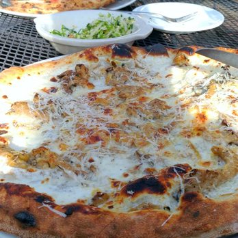 Lampo - Funghi pizza - Italian Near Me - Charlottesville, Virginia Lampo - Funghi pizza - Italian Near Me - Charlottesville, Virginia