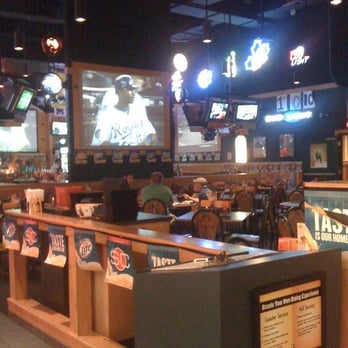 Buffalo Wild Wings - Chicken Wings Near Me - Toledo, Ohio Buffalo Wild Wings - Chicken Wings Near Me - Toledo, Ohio