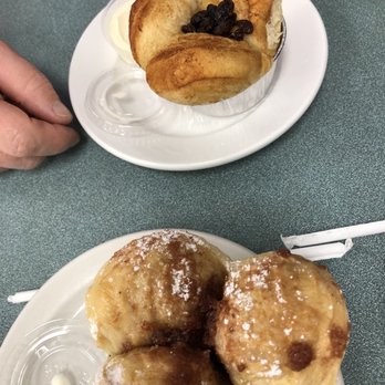 Jamms Restaurant - Pot of Bread Special - Breakfast & Brunch Near Me - Las Vegas, Nevada