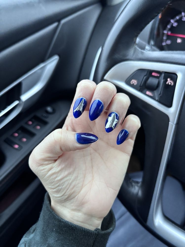 Solon Nail & Spa Logo