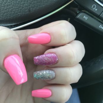 Julie's Nails - Nail Salons Near Me - Pinole, California