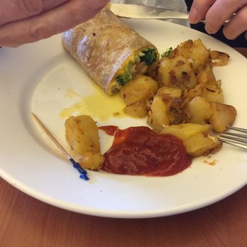 Cromwell Diner - Diners Near Me - Cromwell, Connecticut