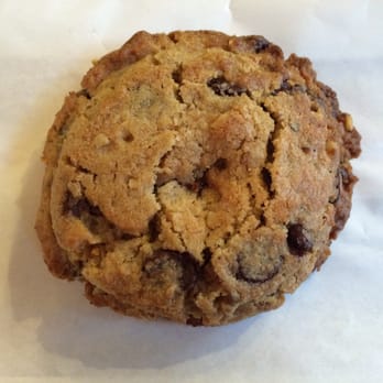 Le Gourmand - Chocolate chip walnut cookie. $2.90 total. - Coffee & Tea Near Me - Toronto, Ontario Le Gourmand - Chocolate chip walnut cookie. $2.90 total. - Coffee & Tea Near Me - Toronto, Ontario