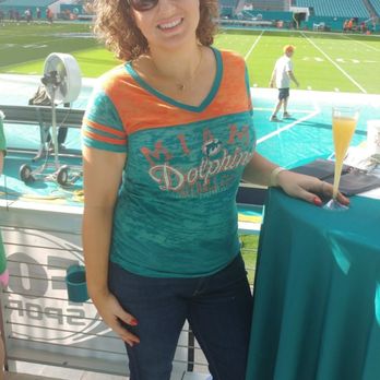 Miami Dolphins - Professional Sports Teams Near Me - Opa Locka, Florida