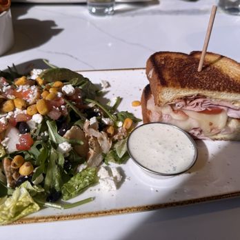 First Watch - Half salad and half sammmie - Breakfast & Brunch Near Me - Reston, Virginia