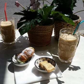 Wilmer kaffebar - Iced lattes, pistachio cannoli, and a toffee cookie - Cafes Near Me - Stockholm, Alberta Wilmer kaffebar - Iced lattes, pistachio cannoli, and a toffee cookie - Cafes Near Me - Stockholm, Alberta