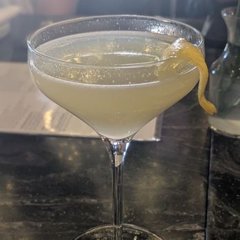 AT Bistro - Au Troisieme - Yuzu lemondrop - New American Near Me - Dallas, Texas