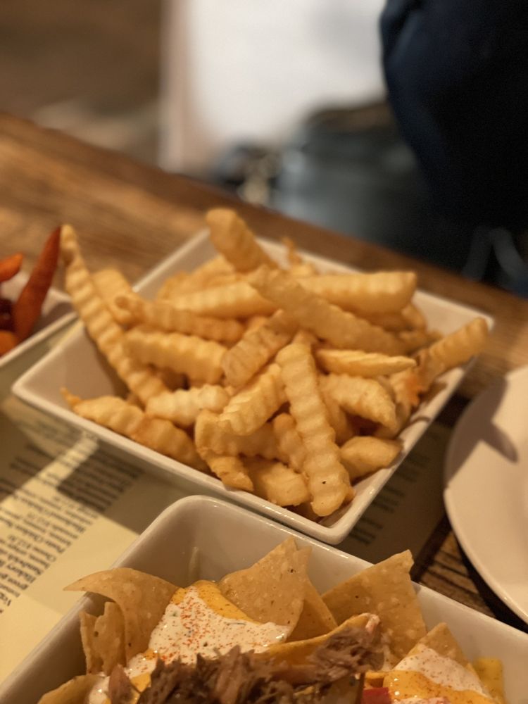 COPPER STILL GRILL Updated August 2024 599 Photos & 340 Reviews 610 S Myrtle Ave, Monrovia