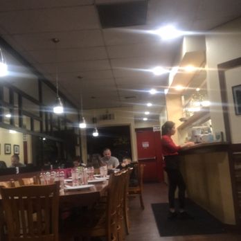 Fil Cuisine - Seating area to the left - Filipino Near Me - Kent, Washington Fil Cuisine - Seating area to the left - Filipino Near Me - Kent, Washington