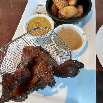 CR's The Restaurant - Pretzel Bites (and the BEST bacon ever) - New American Near Me - Hampton, New Hampshire