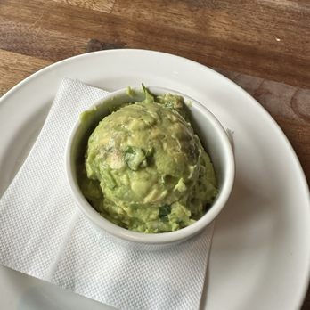 Yard House - Guacamole on the side - New American Near Me - Saint Louis Park, Minnesota Yard House - Guacamole on the side - New American Near Me - Saint Louis Park, Minnesota