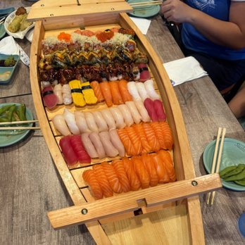 Sushi Edo - Sushi Bars Near Me - Rolling Meadows, Illinois