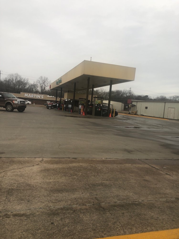 SUPER 1 FOODS FUEL CENTER Updated June 2024 909 N Hervey St, Hope, Arkansas Gas Stations