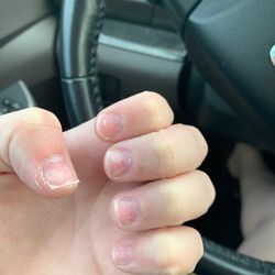 Noire The Nail Bar - Acrylic nail still on!!