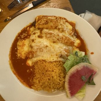 El Gallo Negro - Shredded beef Enchiladas - Mexican Near Me - Windsor, California
