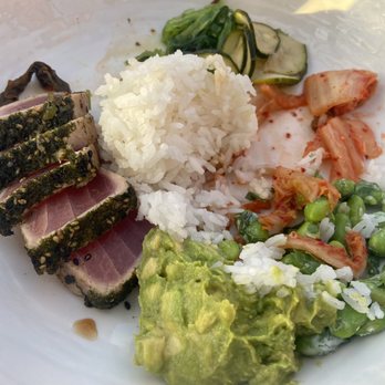 Duke's La Jolla - Seared Spicy Ahi Tuna Bowl - New American Near Me - La Jolla, California