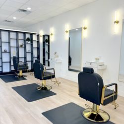 Glamour beauty salon