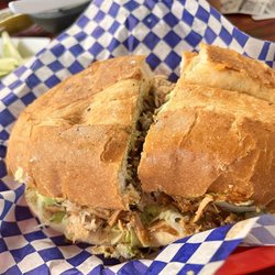 Aleka's Burgers & Tacos - Torta Lomo Torta de Pierna