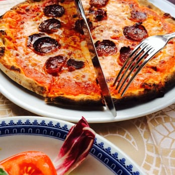 Pizzeria Ristorante Lucca - had good flavors - Italian Near Me - Lisbon, 11
