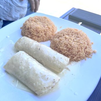 Casa AZul Mexican Kitchen - One chx one chz enchilada with rice and no beans... so they gave us extra rice? Ok I'll take it! Yum! - Mexican Near Me - Conover, North Carolina