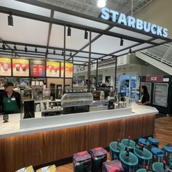 Starbucks - Counter area