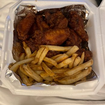 Mardi Gras Madness - Barbecue wings and fries - Cajun/Creole Near Me - Houston, Texas Mardi Gras Madness - Barbecue wings and fries - Cajun/Creole Near Me - Houston, Texas