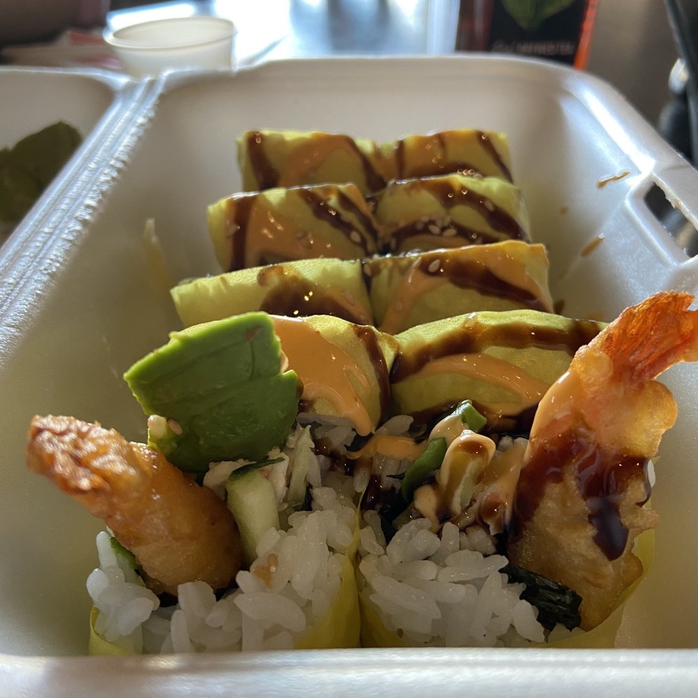 Domo Kitchen - Sushi roll - Sushi Bars Near Me - San Diego, California Domo Kitchen - Sushi roll - Sushi Bars Near Me - San Diego, California