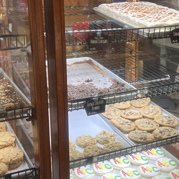 Kneaders Bakery & Cafe - Cafes Near Me - Saratoga Springs, Utah