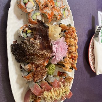 Sushi Siam Taos - Multiple rolls - Sushi Bars Near Me - Taos, New Mexico Sushi Siam Taos - Multiple rolls - Sushi Bars Near Me - Taos, New Mexico
