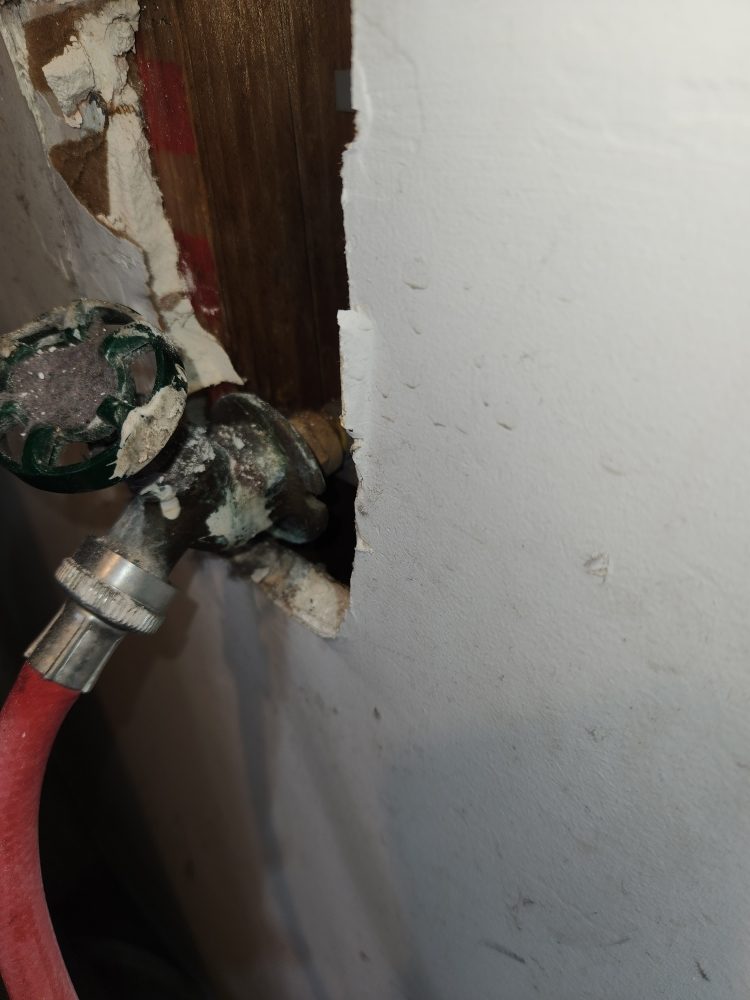 Slide of Raa Plumbing Extermination and More