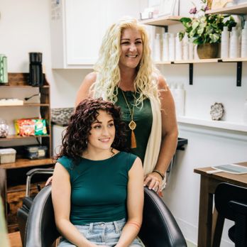 Lori Peppin Hair - Hair Stylists Near Me - Lubbock, Texas Lori Peppin Hair - Hair Stylists Near Me - Lubbock, Texas