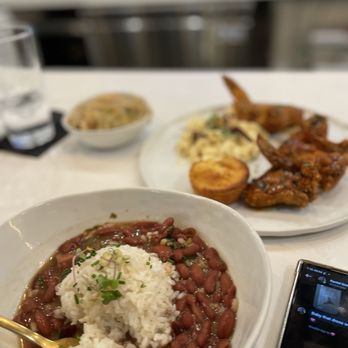 The Honey Hole - Breakfast & Brunch Near Me - Houston, Texas The Honey Hole - Breakfast & Brunch Near Me - Houston, Texas