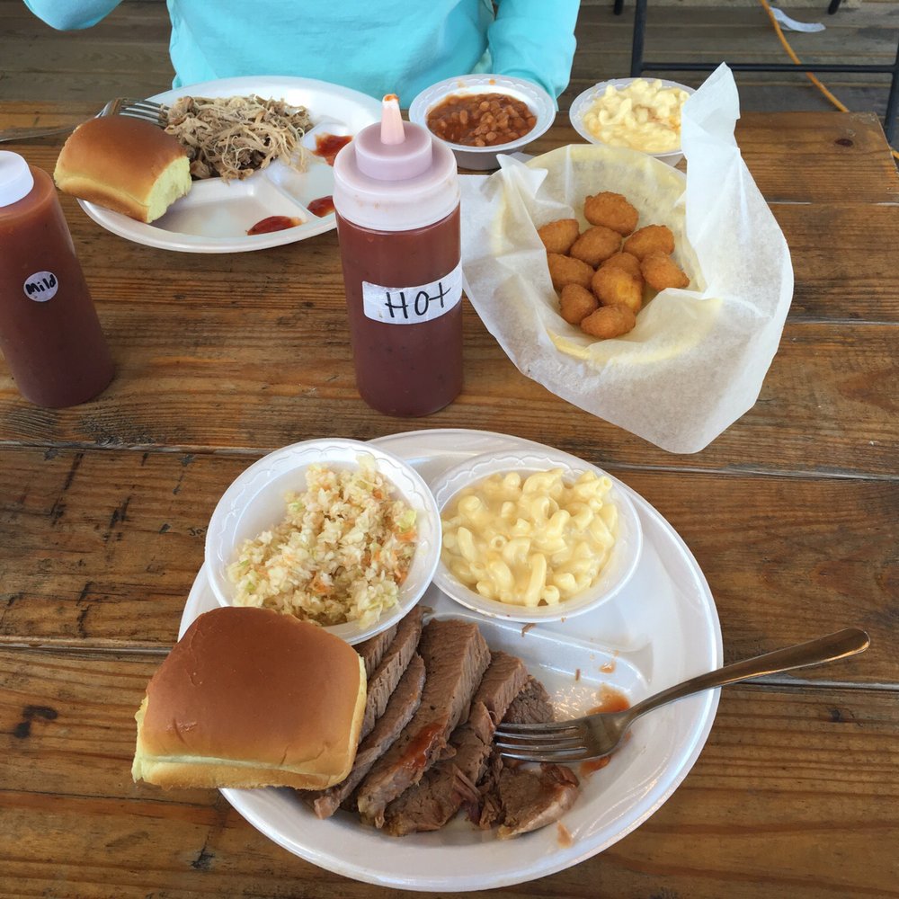 Rochelle's Bar None BBQ - Barbeque Near Me - Hurricane Mills, Tennessee Rochelle's Bar None BBQ - Barbeque Near Me - Hurricane Mills, Tennessee
