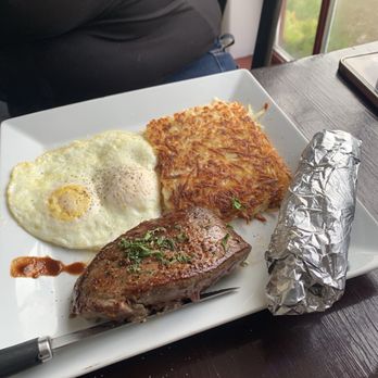 Evarista’s Comal Restaurant - Steak And Eggs, With Hash Browns - New American Near Me - Capitola, California