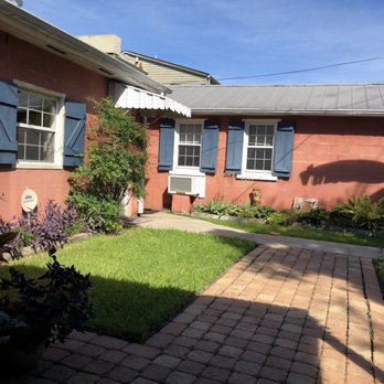 Little Eazy Guest House - Guest Houses Near Me - New Orleans, Louisiana