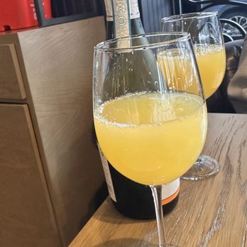 Il Solito - Mimosa - Italian Near Me - Portland, Oregon Il Solito - Mimosa - Italian Near Me - Portland, Oregon