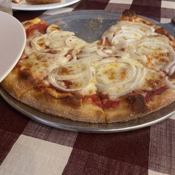 Marechiaros on 2nd - Pepperoni & Onion Pizza - Pizza Near Me - El Cajon, California