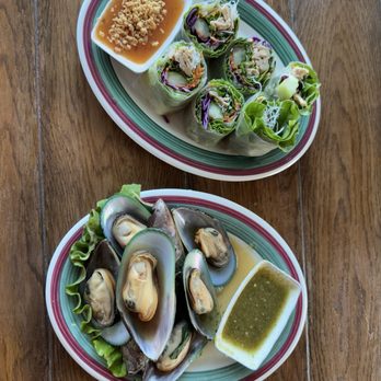 NaraDeva Thai Restaurant - Steamed Mussels and Fresh Roll - Thai Near Me - Orlando, Florida