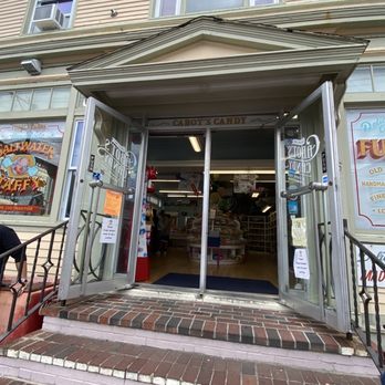 Cabot's Candy Store - Entrance - Candy Stores Near Me - Provincetown, Massachusetts