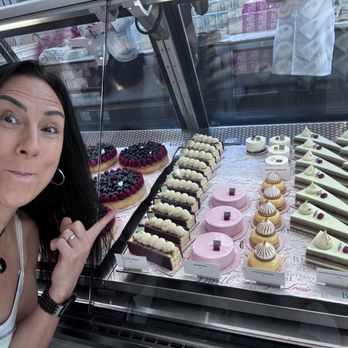 Bottega Louie - So many tasty looking goodies - Italian Near Me - Los Angeles, California Bottega Louie - So many tasty looking goodies - Italian Near Me - Los Angeles, California