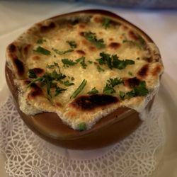 Le Troquet - French onion soup