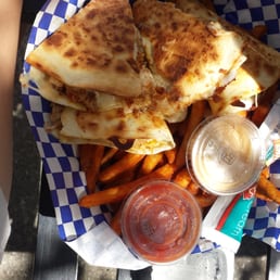 Chic quesadilla Chic quesadilla