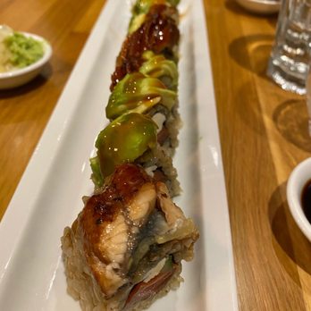 Shizen Ya - Dragon roll - Japanese Near Me - Vancouver, British Columbia