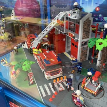 Sir Troy's Toy Kingdom - Fire Engine - Toy Stores Near Me - Canton, Ohio