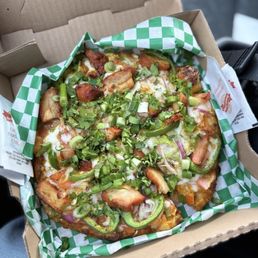 personal butter chicken pizza